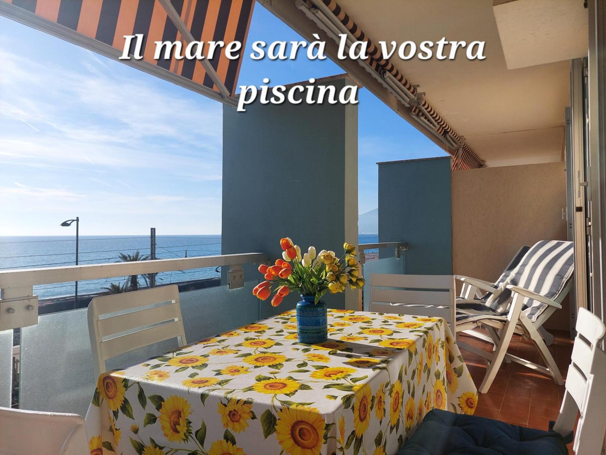 Emozioni Casa Vista Mare Bordighera Exterior photo